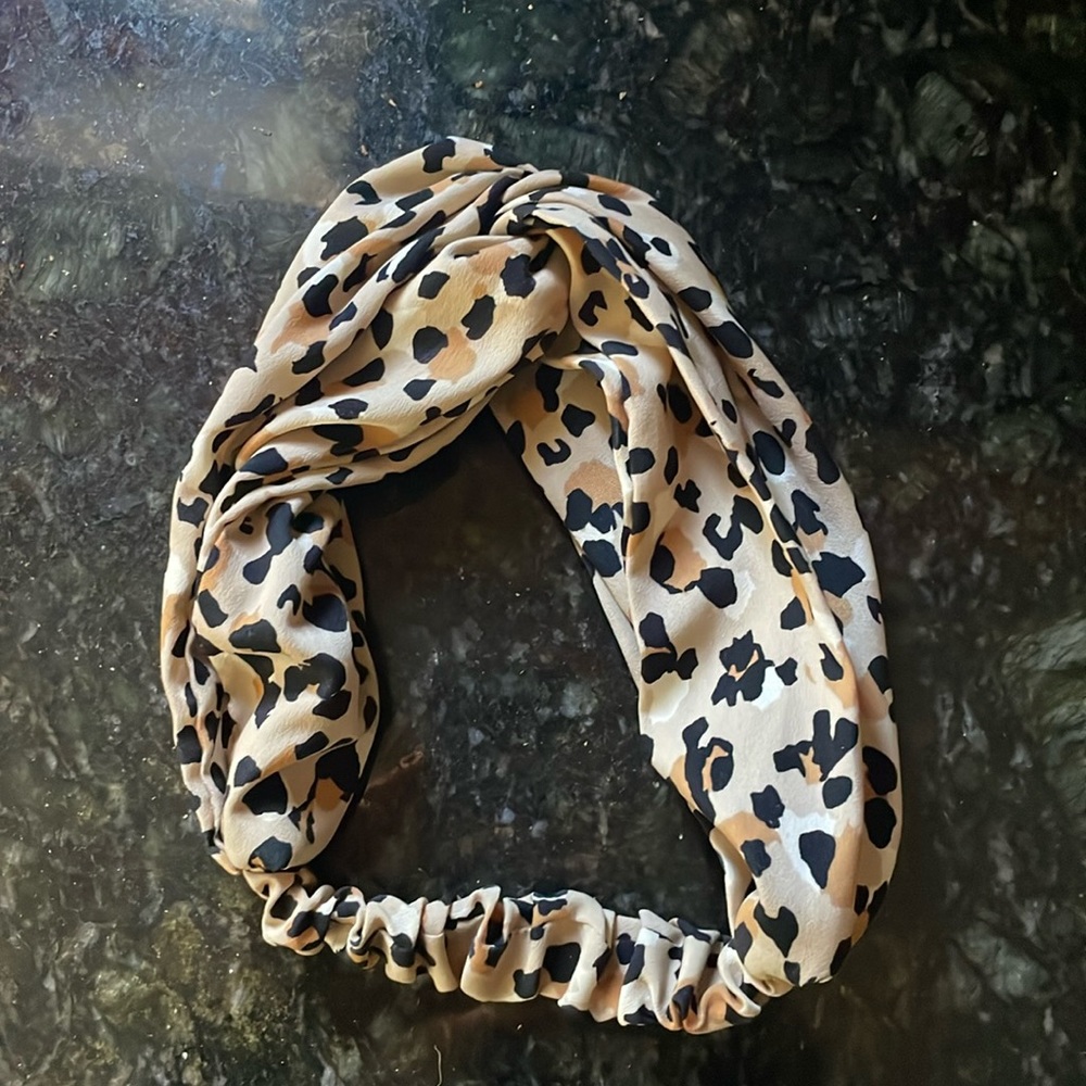 Anthropologie leopard print headband